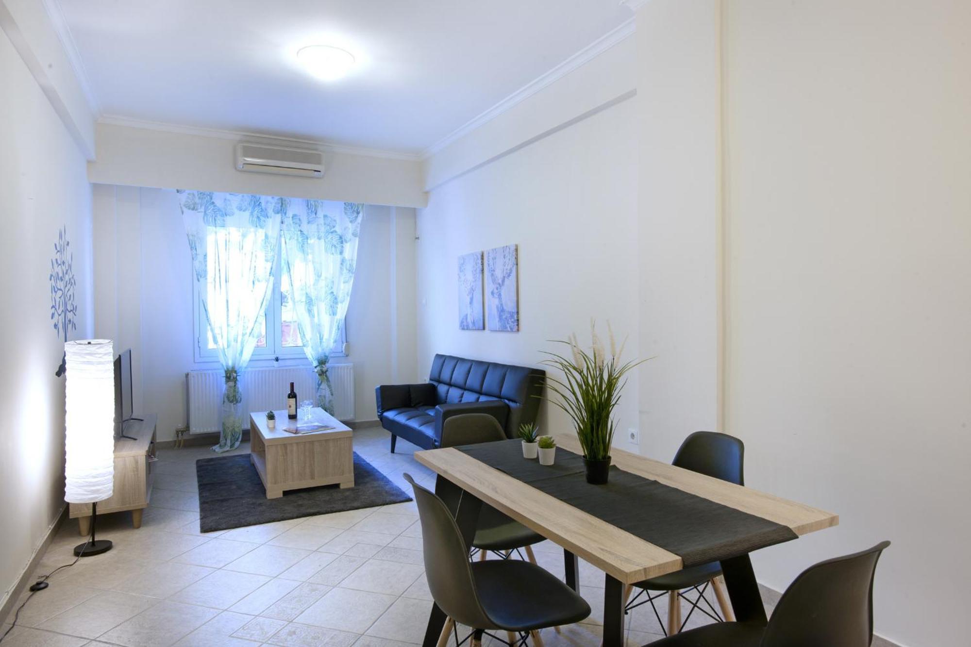 Comfortable Apartment At The Foot Of The Odeon Of Herodes Atticus Афины Экстерьер фото